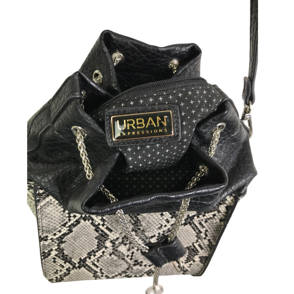 Urban Expressions Women's Kenji Hobo Boho Bag Drawstring Black White Leather‎